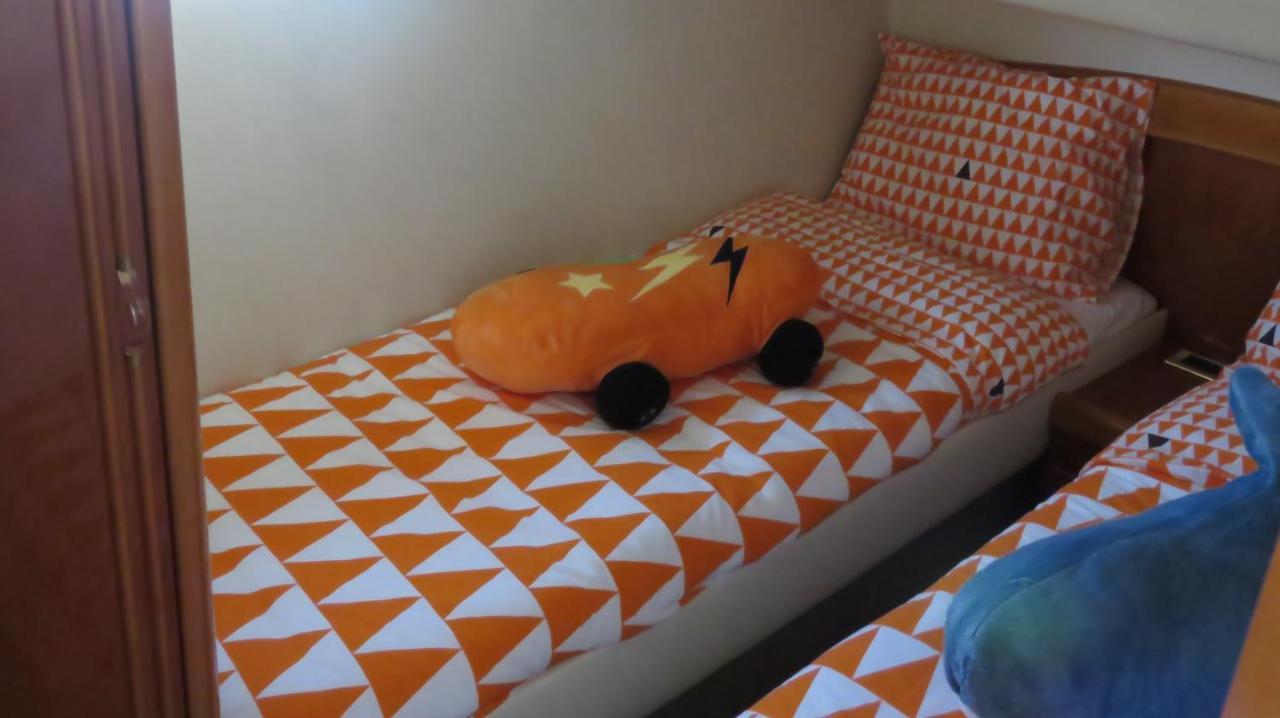 Aquadouro Yacht Radames - Sleep Boat Experience Hotel กัสเตโล เด ไปวา ภายนอก รูปภาพ