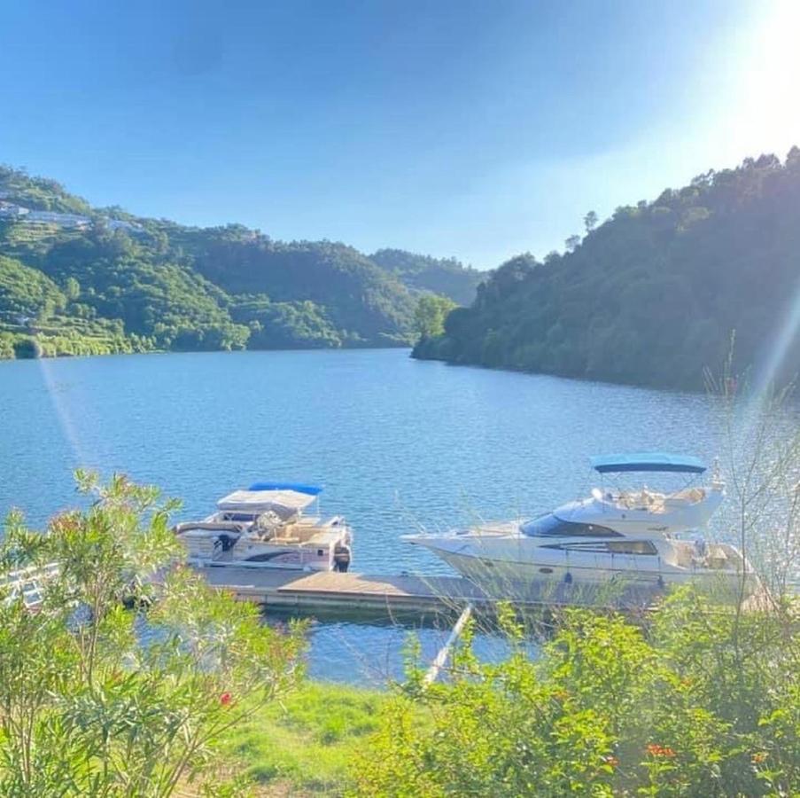 Aquadouro Yacht Radames - Sleep Boat Experience Hotel กัสเตโล เด ไปวา ภายนอก รูปภาพ
